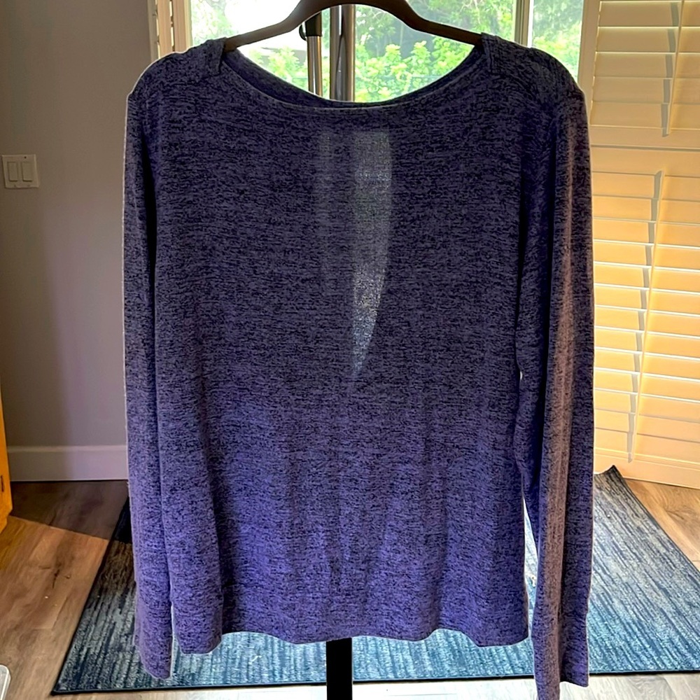Brand New Champion Flyaway Back Detail Athletic Top Size Large